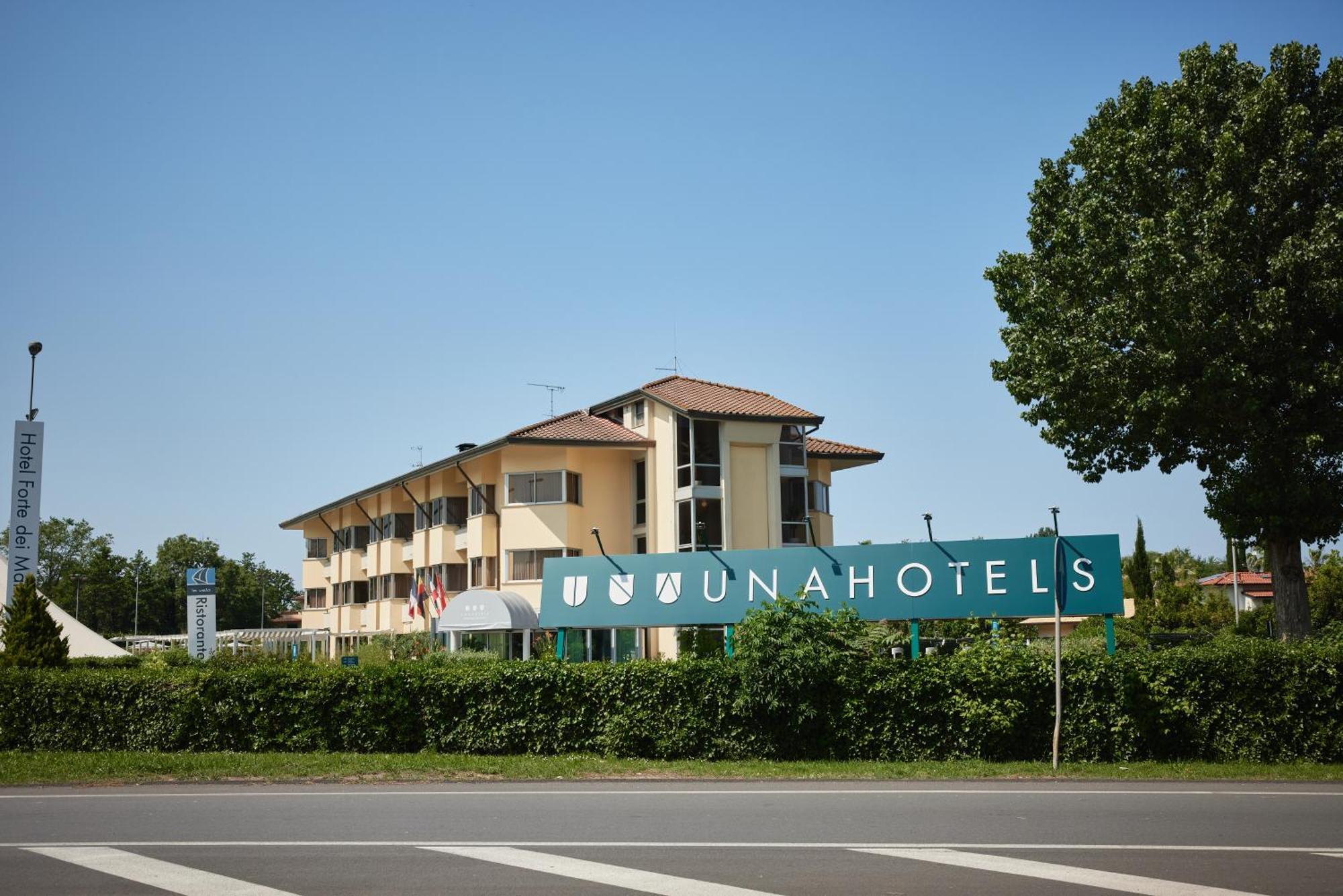 Una Hotels Forte Dei Marmi Exteriör bild
