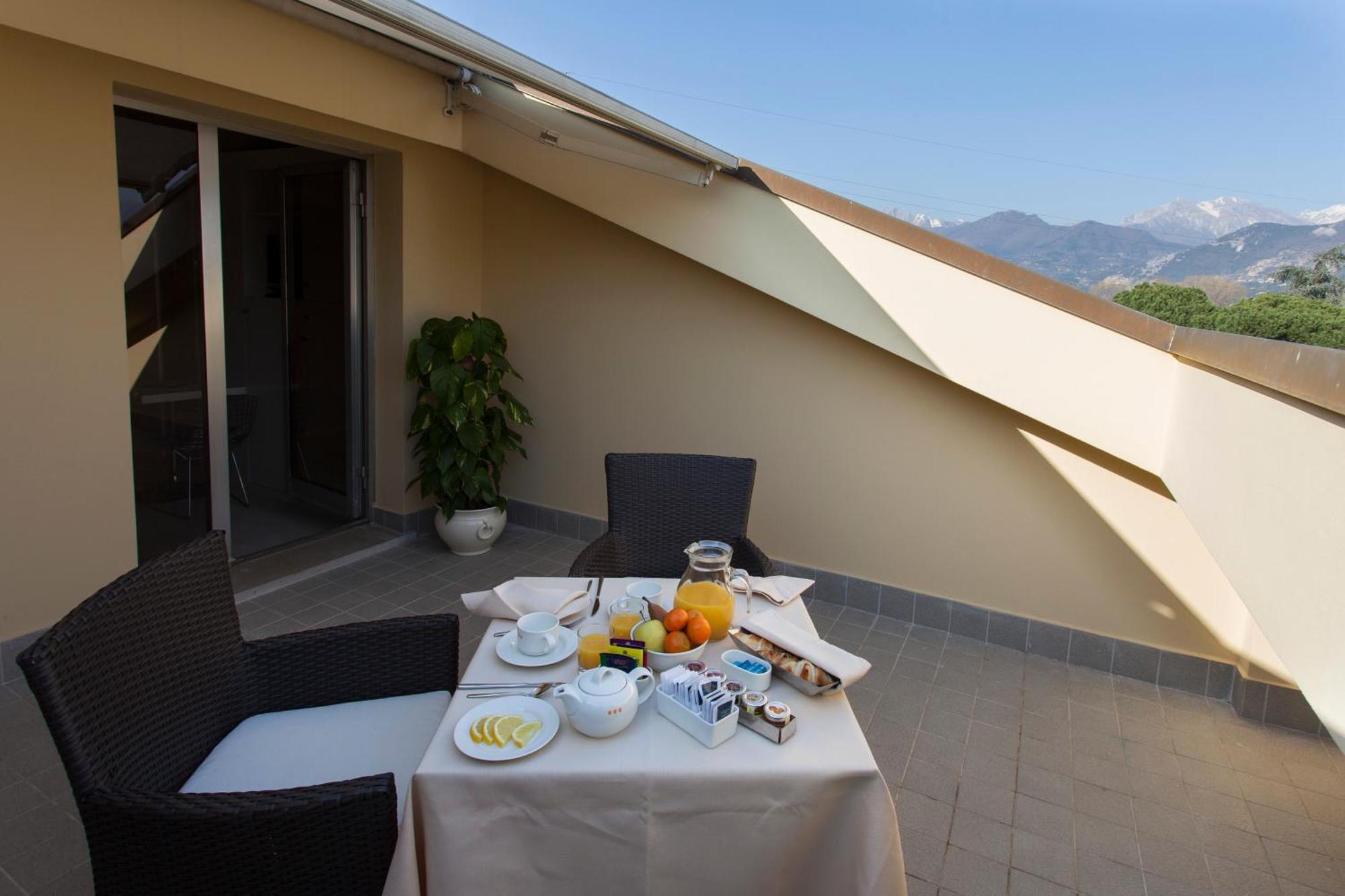 Una Hotels Forte Dei Marmi Exteriör bild